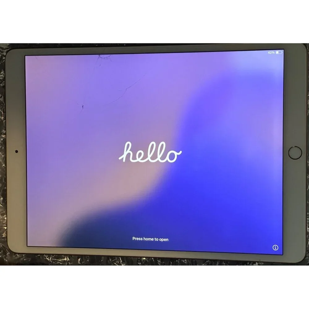 Apple iPad Air 3rd Gen - 10.5